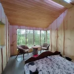 Kemping Puumajamajoitus Maaseudulla