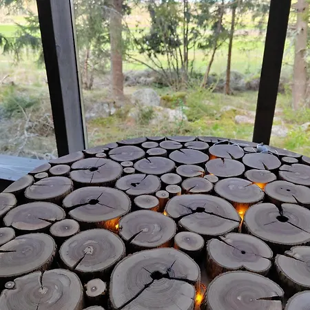 Camping Puumajamajoitus Maaseudulla