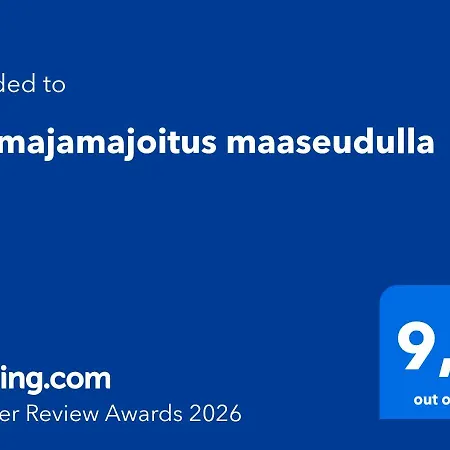 Puumajamajoitus Maaseudulla Tuorila