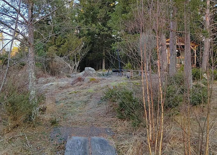 Puumajamajoitus Maaseudulla Kemping *